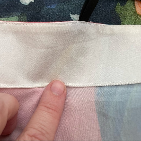 Clover Canyon Multicolor Print Crop Top Floral Leaves Size Small - Picture 9 of 10